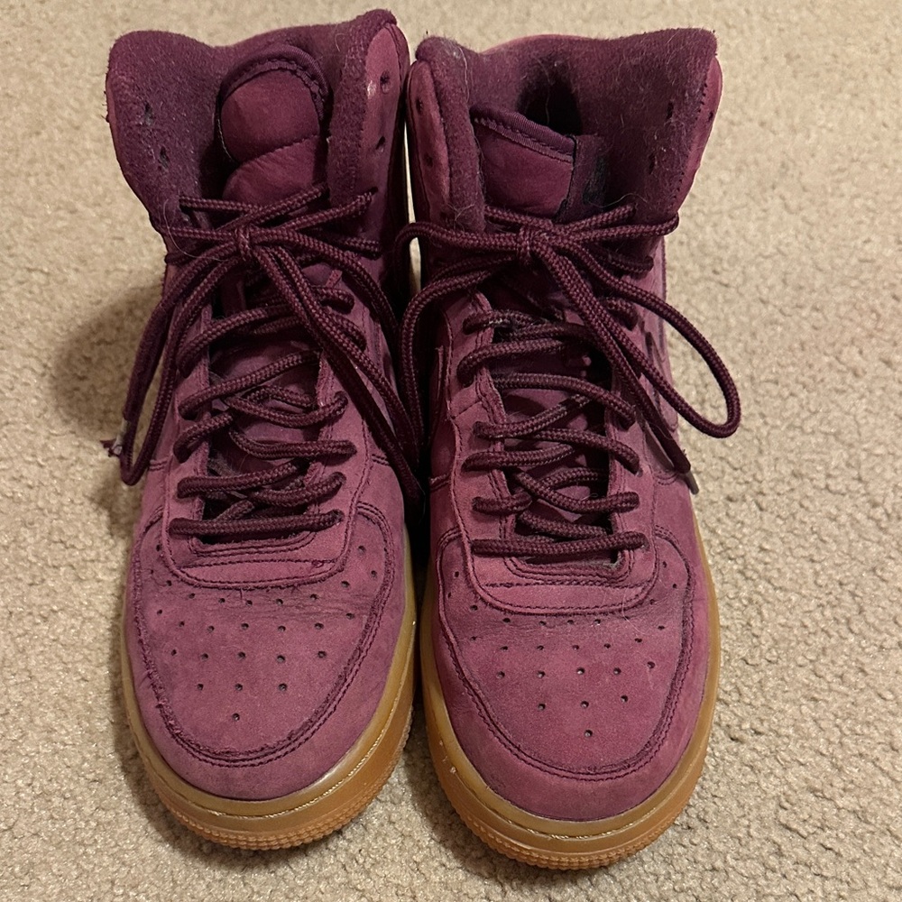 Nike High Top Air Force 1 Bordeaux Size 6
